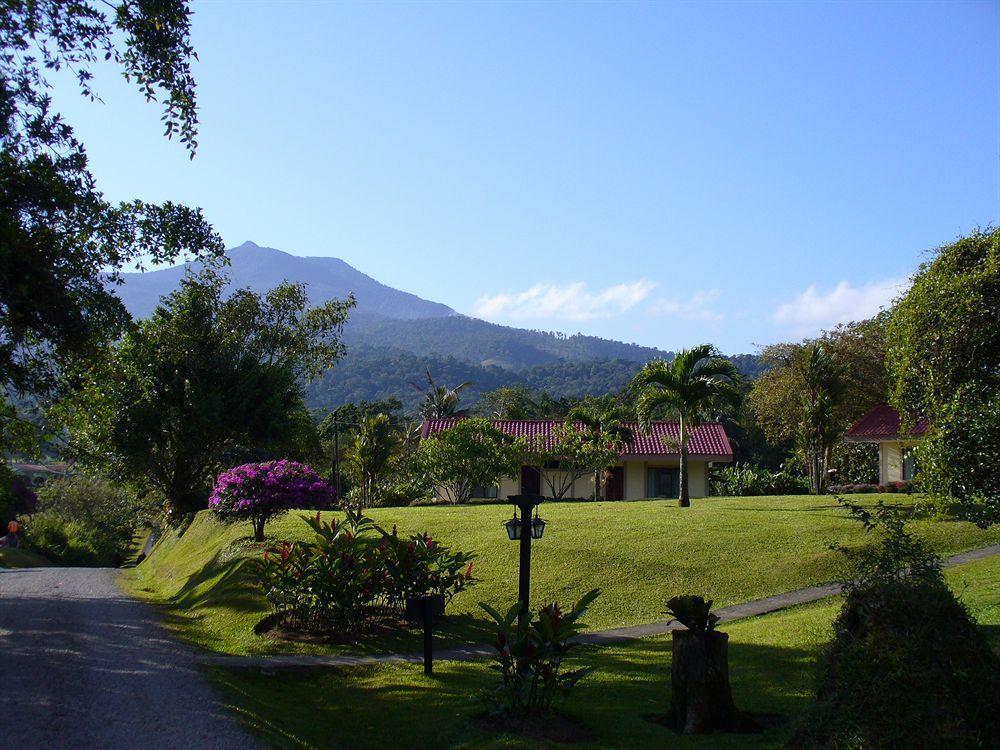 Termales Del Bosque & Hot Springs Hotel La Marina Exterior photo